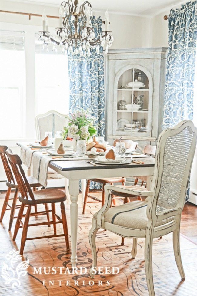 Miss Mustard Seed, Farmhouse Tables 