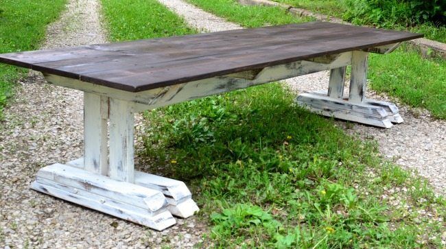 Ella Claire, Farmhouse Tables 