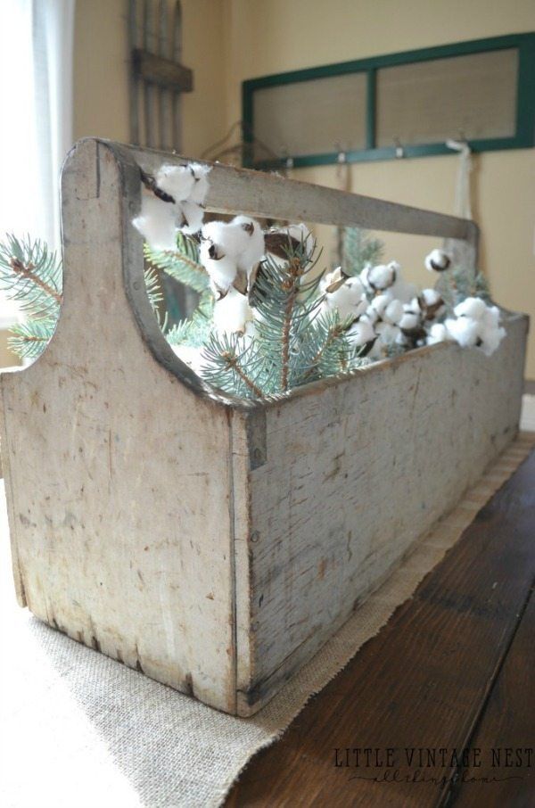 Rustic Vintage Toolbox, Rustic Home Decor Ideas via Refresh Restyle