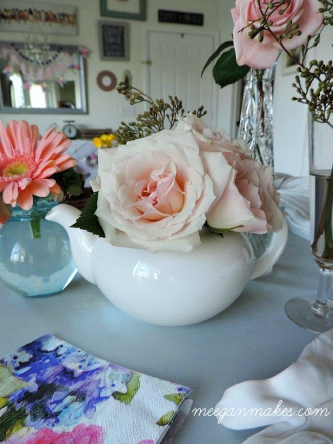 What Meegan Makes, Spring Centerpieces via Refresh Restyle